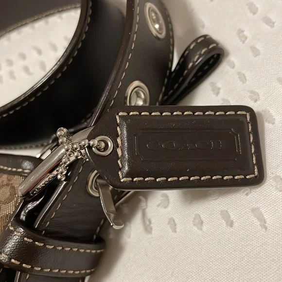 Coach Bag - Picture 2 of 7